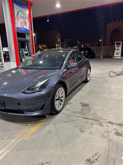 تسلا موديل 3